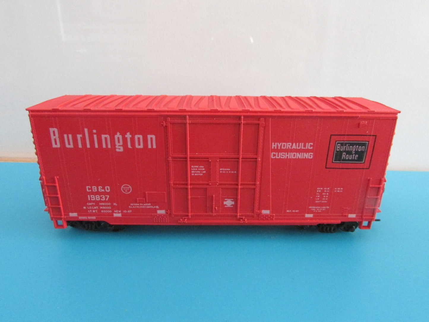 HO Scale (5) Assorted Freight Cars Lot#0855