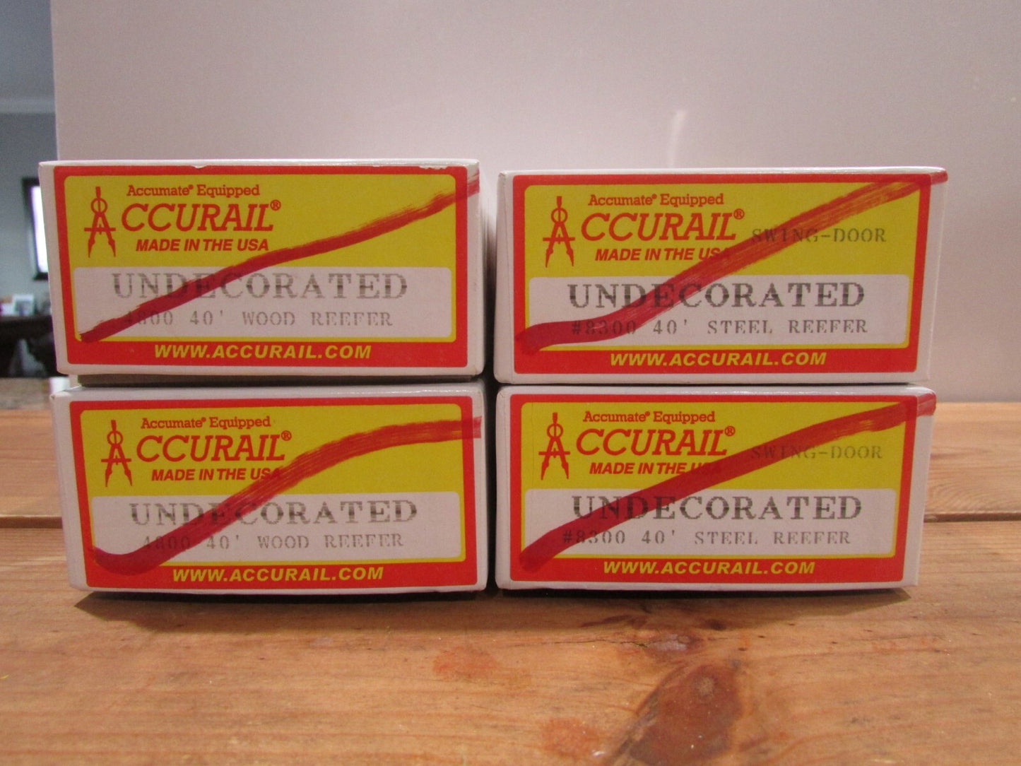 HO Scale Assorted (4) Accurail Freight Cars Undecorated Lot#1981