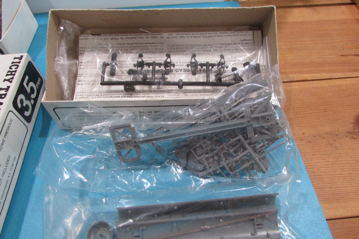 HO Scale (3)Tichy Train Group Undecorated Freight Car Kits Lot#2465