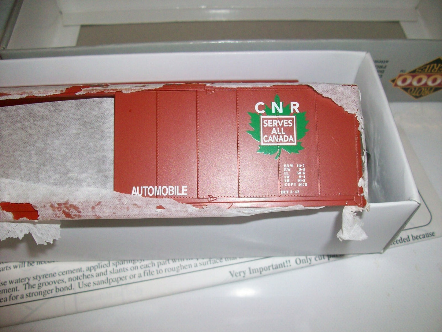 Ho Scale Proto 2000 50' Automobile Box Car "Canadian National" Lot#0430