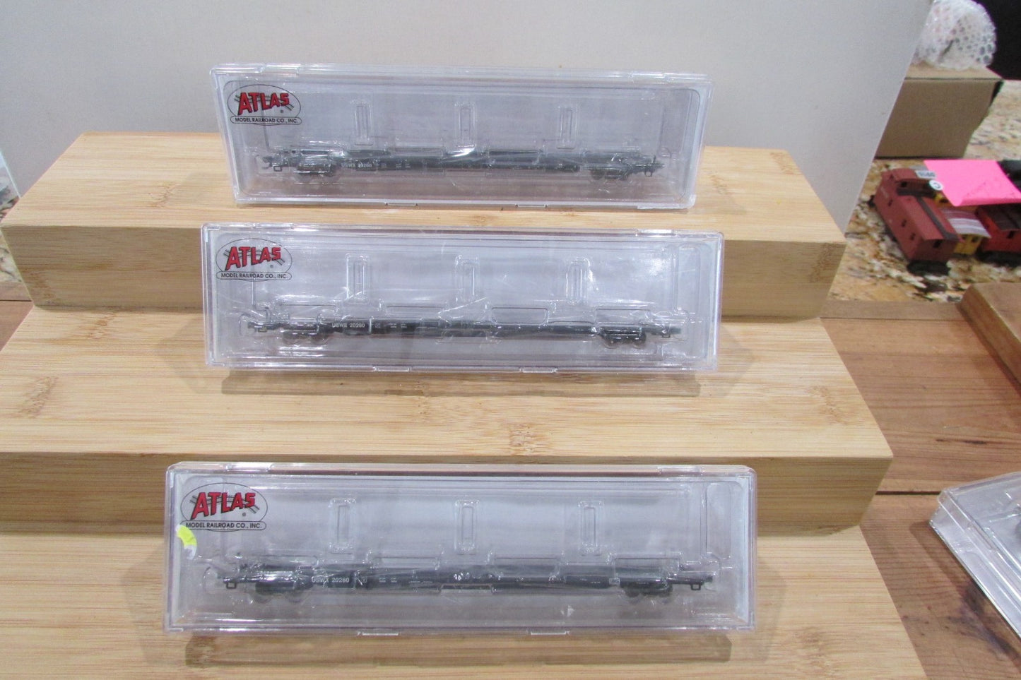 N Scale Atlas (3) 50-001-076 85' Trash Container Flat Car Lot#5073