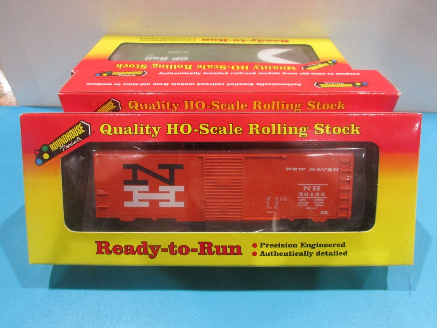 HO Scale Roundhouse (4) Assorted Freight Cars Lot#2385