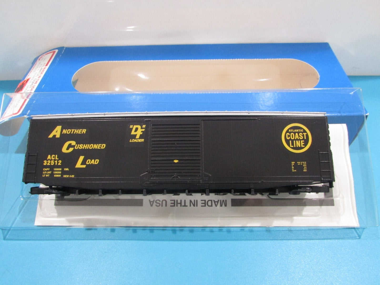 HO Scale E&C Shop 50' PS-1 Single Door Boxcar Atlantic Coast Line Lot#1327