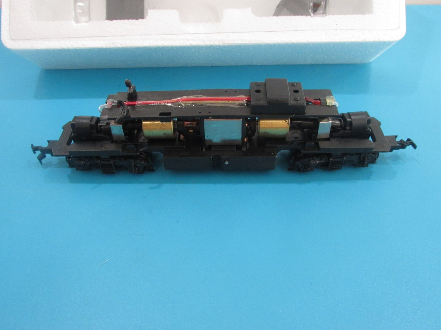 HO Scale Proto 2000 8692 BL2 Locomotive Chesapeake & Ohio #1845 Lot#2350
