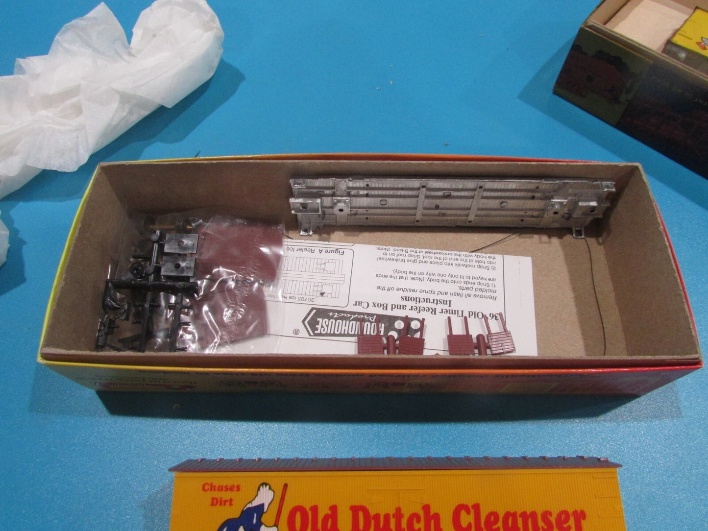 HO Scale Roundhouse (2 )Old Dutch Cleanser Old Timer Cars Kits Lot#1728