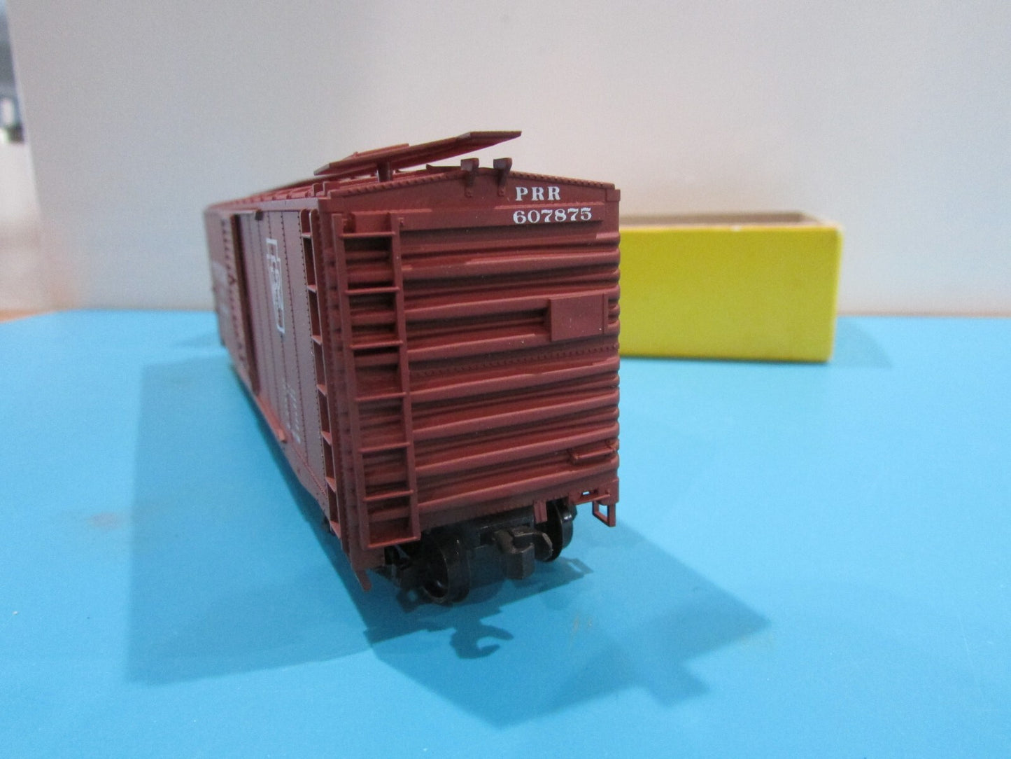 HO Scale Accurai 5006 50' AAR Steel Boxcar Pennsylvania RR RTR