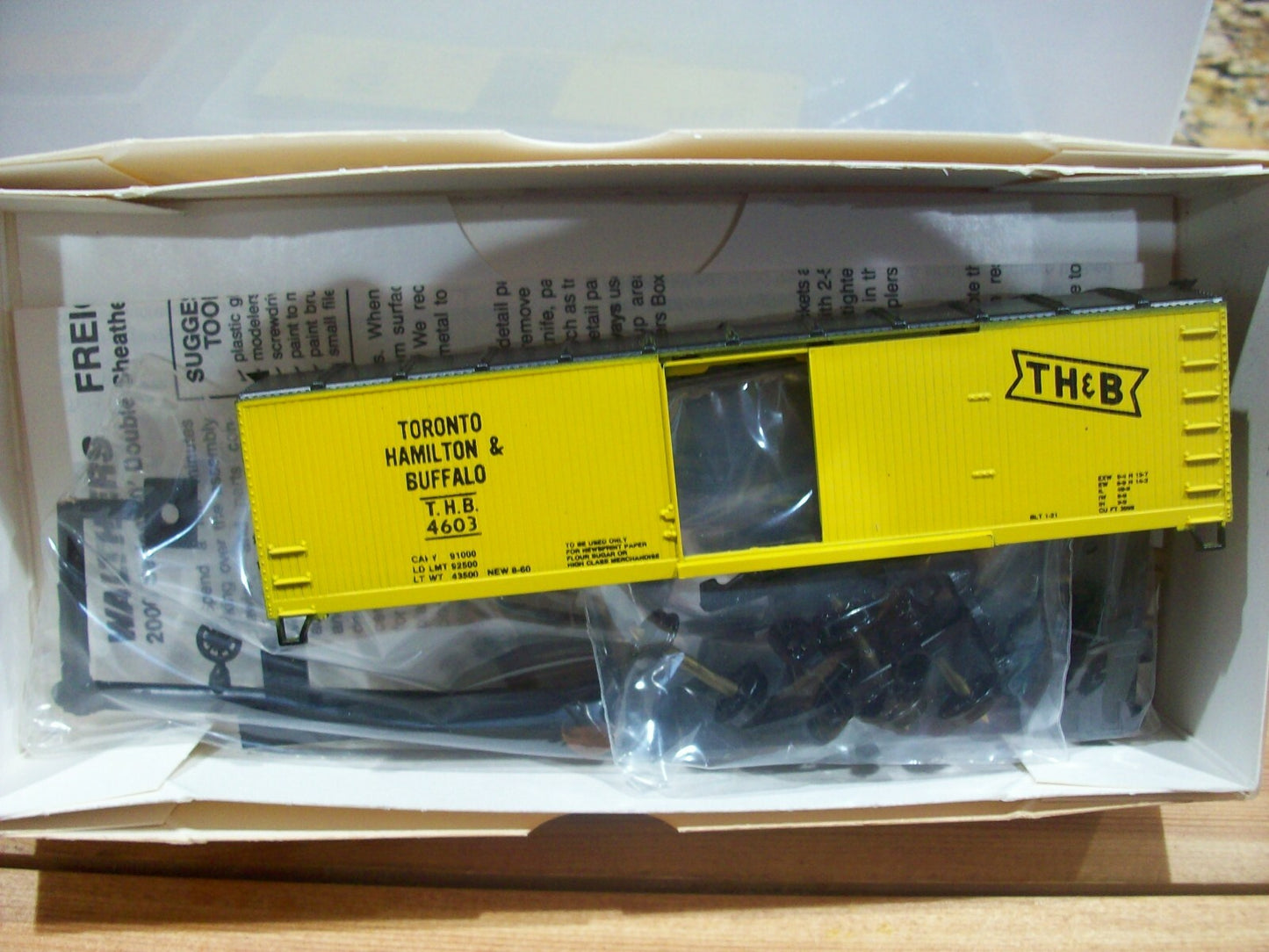 HO Scale (4 )Assorted Walthers Freight Cars Kits Lot#4069