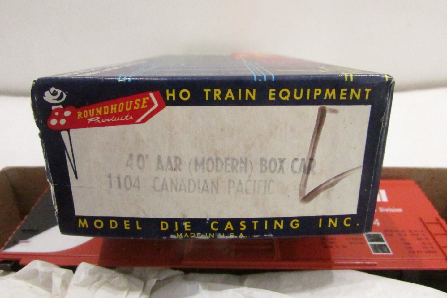 HO Scale RoundHouse 1104 40' AAR(Modern) Box Car Canadian Pacific Rail RH4368