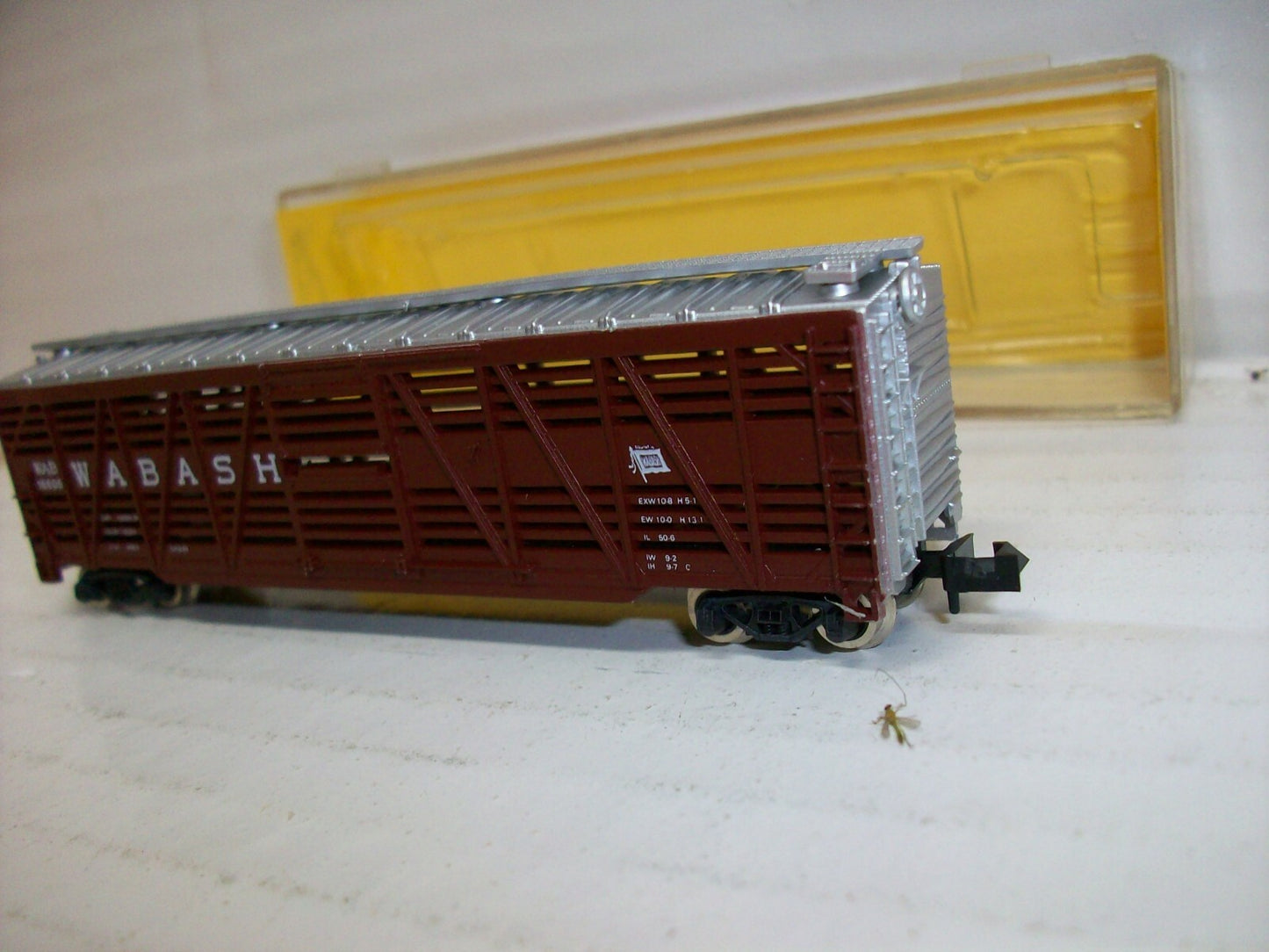 N Scale Atlas 50' Stock Car "Wabash"