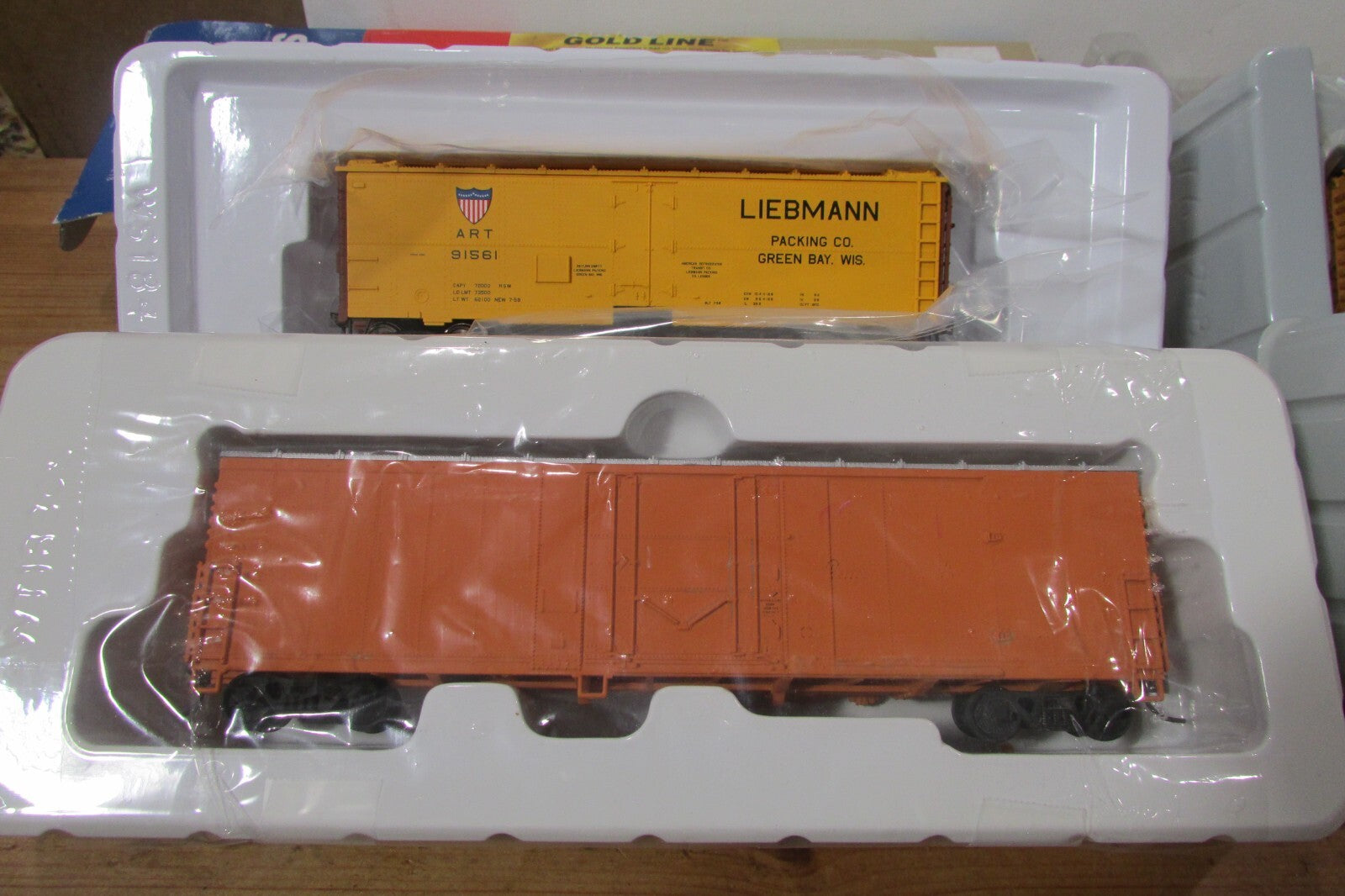 HO Scale Athearn & Walthers (5) Assorted Freight Car RTR Lot#3741