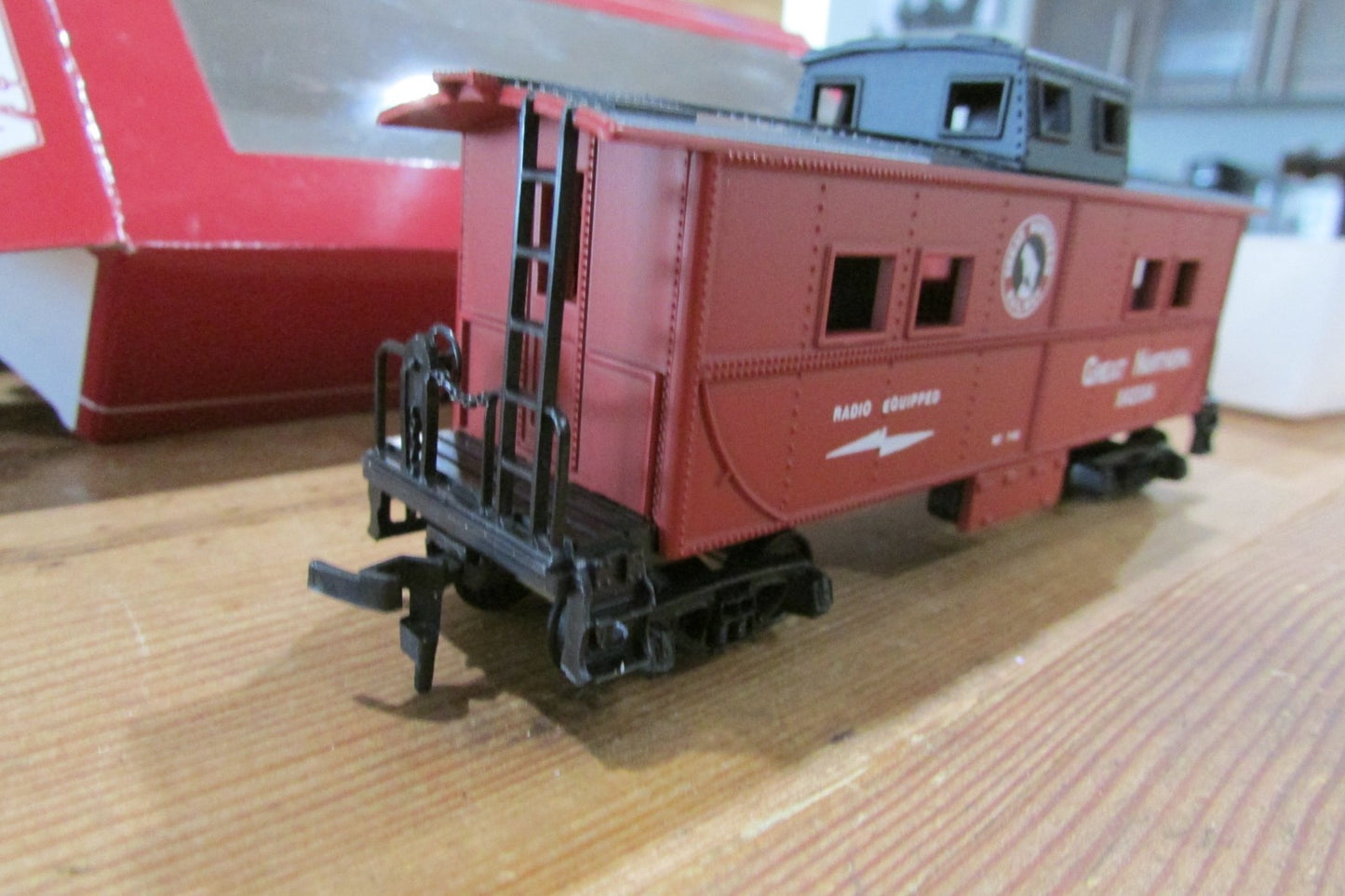 HO Scale Mantua 726-561 Heavy 36' Caboose Great Northern  Lot#5056