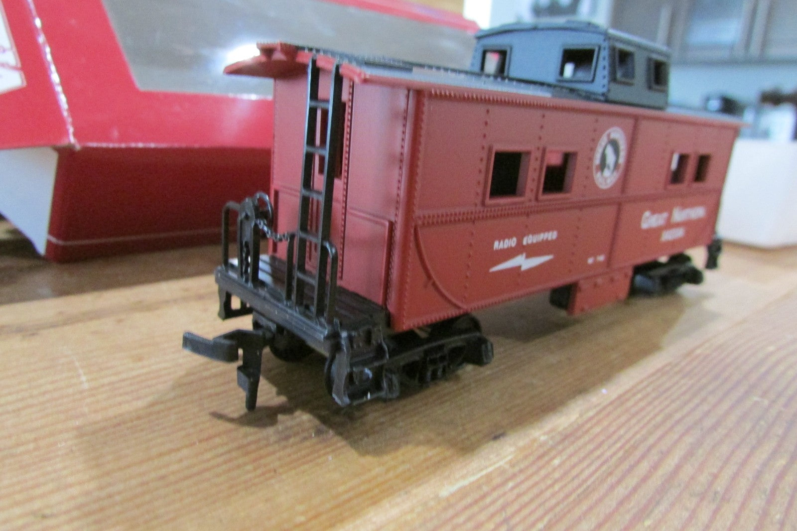 HO Scale Mantua 726-561 Heavy 36' Caboose Great Northern  Lot#5056