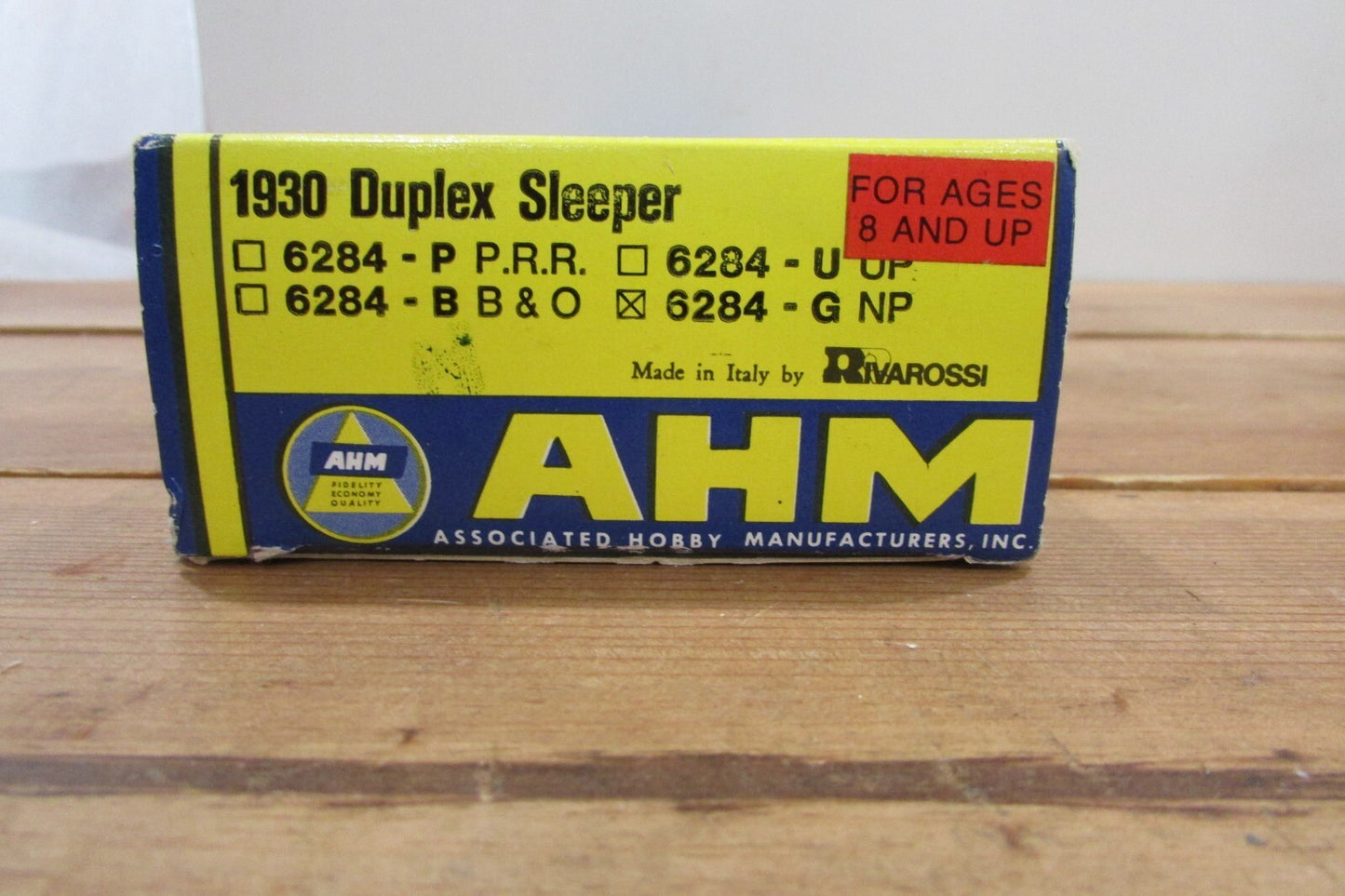 HO Scale Rivarossi 1930 Duplex Sleeper Northern Pacific Lot#3986