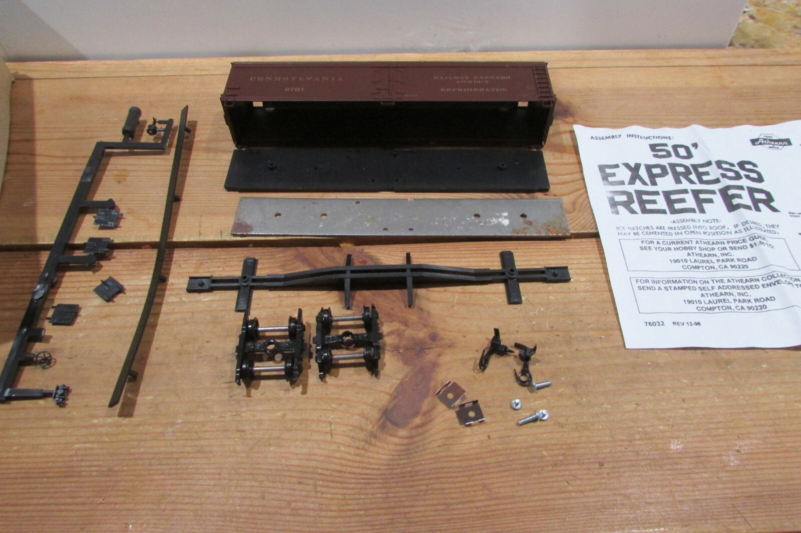 HO Scale Athearn 5334 50ft Express Reefer Pennsylvania ATH4648