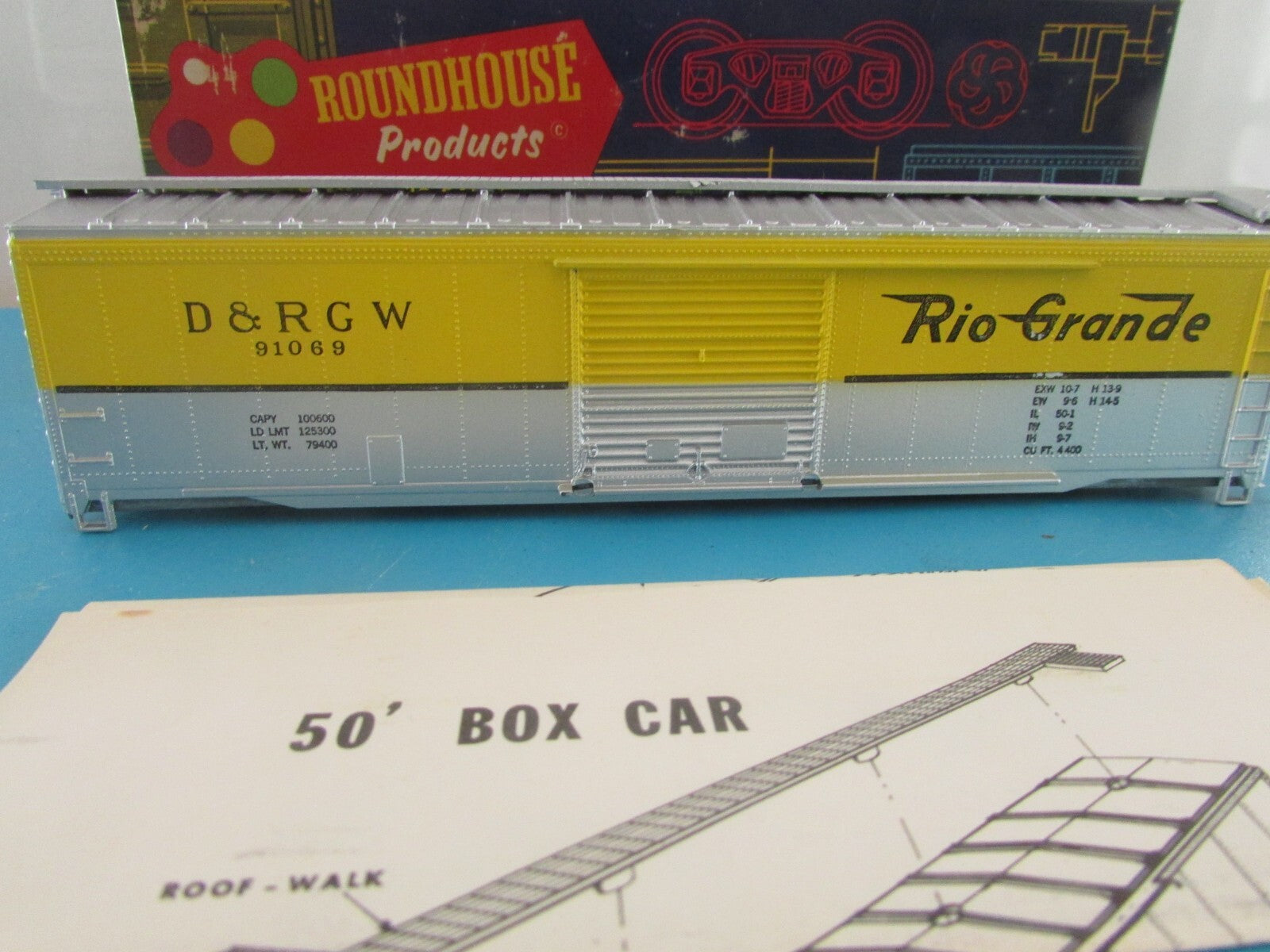 HO Scale Roundhouse 1201 50' Single Door Box Car Rio Grande ( D.& R.G.) RH4280