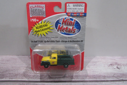 Ho Scale Classic Metal Works 30238 54'Ford F-350 Hy-Utility Truck C&N Rail Road