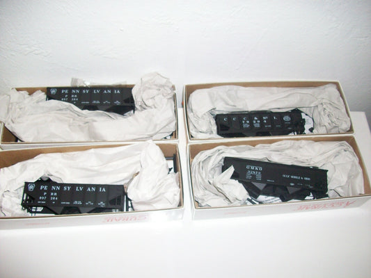 HO Scale (4) Accurail Freight Cars Kits Lot#0426
