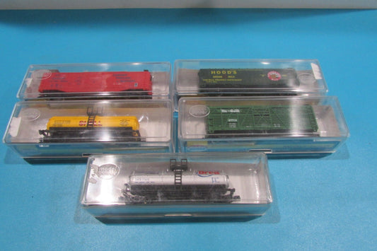 N Scale Model Power (5) Assorted Freight Cars Lot#2495