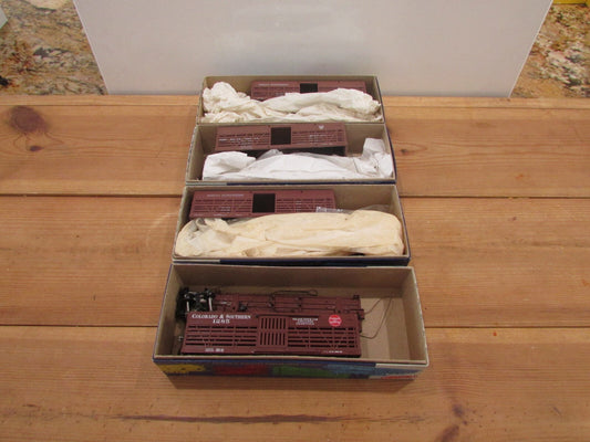 HO Scale Roundhouse (4) Assorted Stock Cars Lot#1990