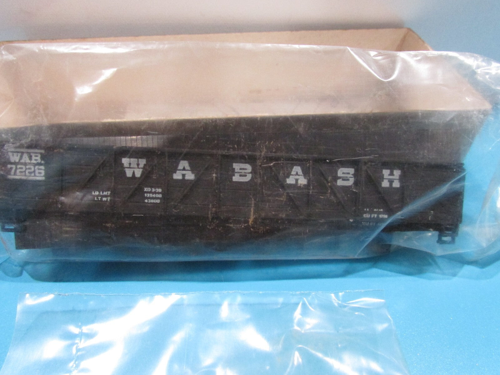 HO Scale Walthers 933-6857 Vintage 40' Gondola Wabash Kit Lot#3948