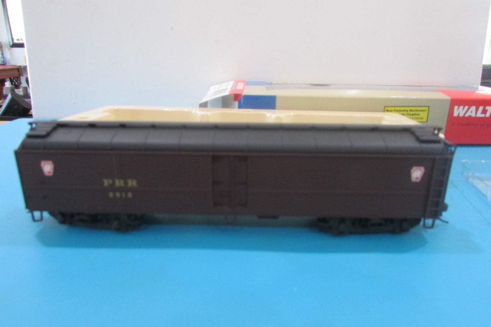 HO Scale Walthers 932-5883 Pennsylvania R50B Express Reefer Keystone Paint Sche.