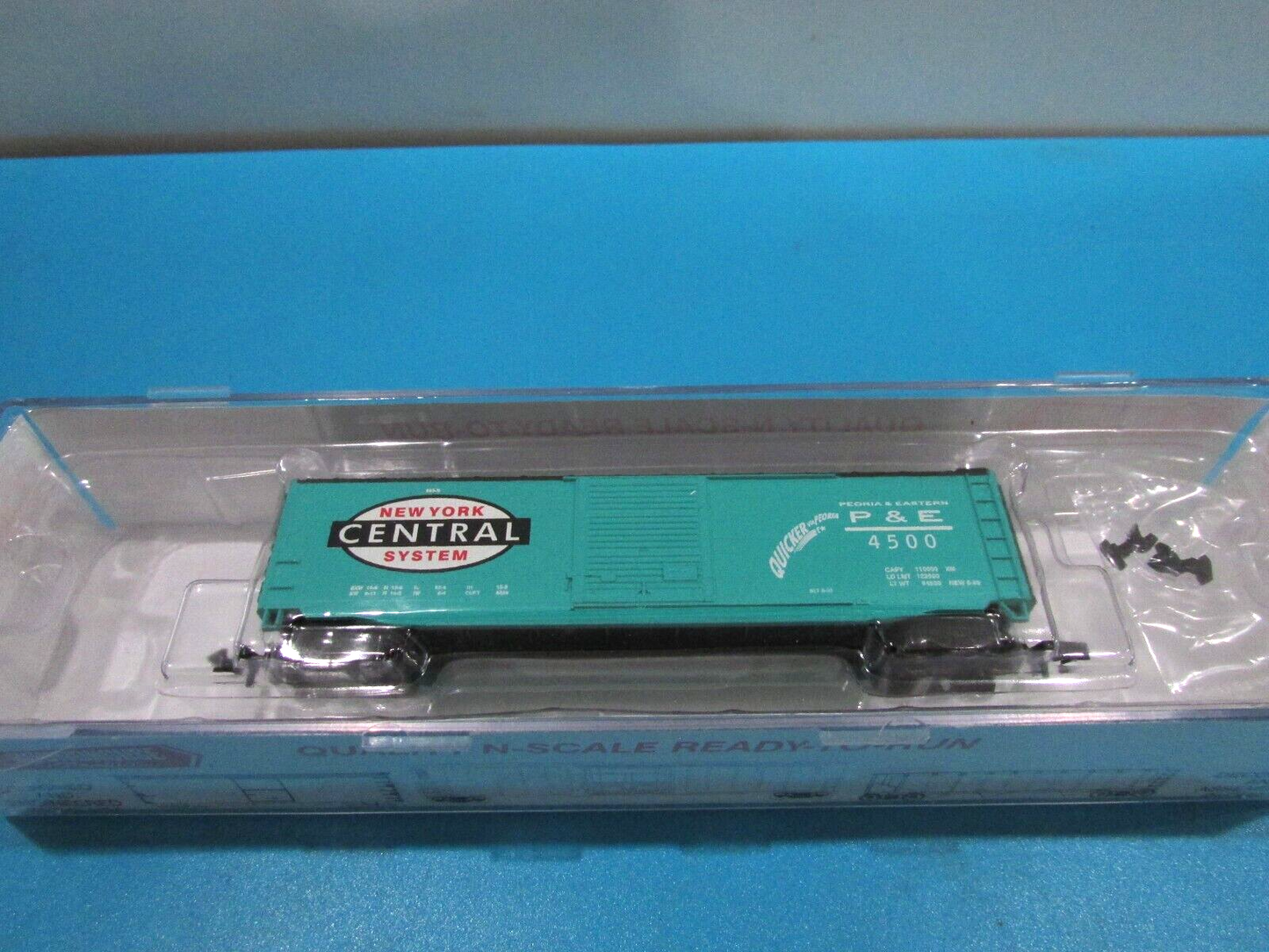 N Scale Roundhouse 81817 50'PS-1 S/D Boxcar New York Central/P&E Lot#2066
