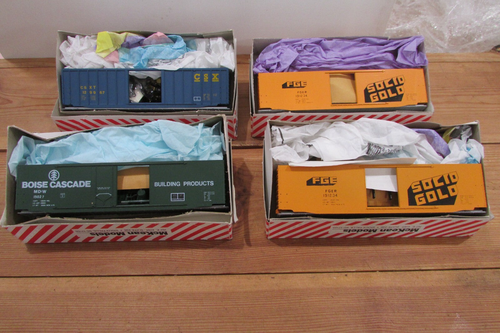 HO Scale McKean (4) Assorted Freight Cars Kits Lot#2366