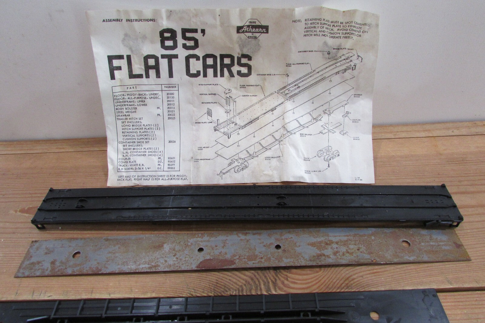 HO Scale Athearn 85ft AP Flat Car Undecorated   Lot#4729