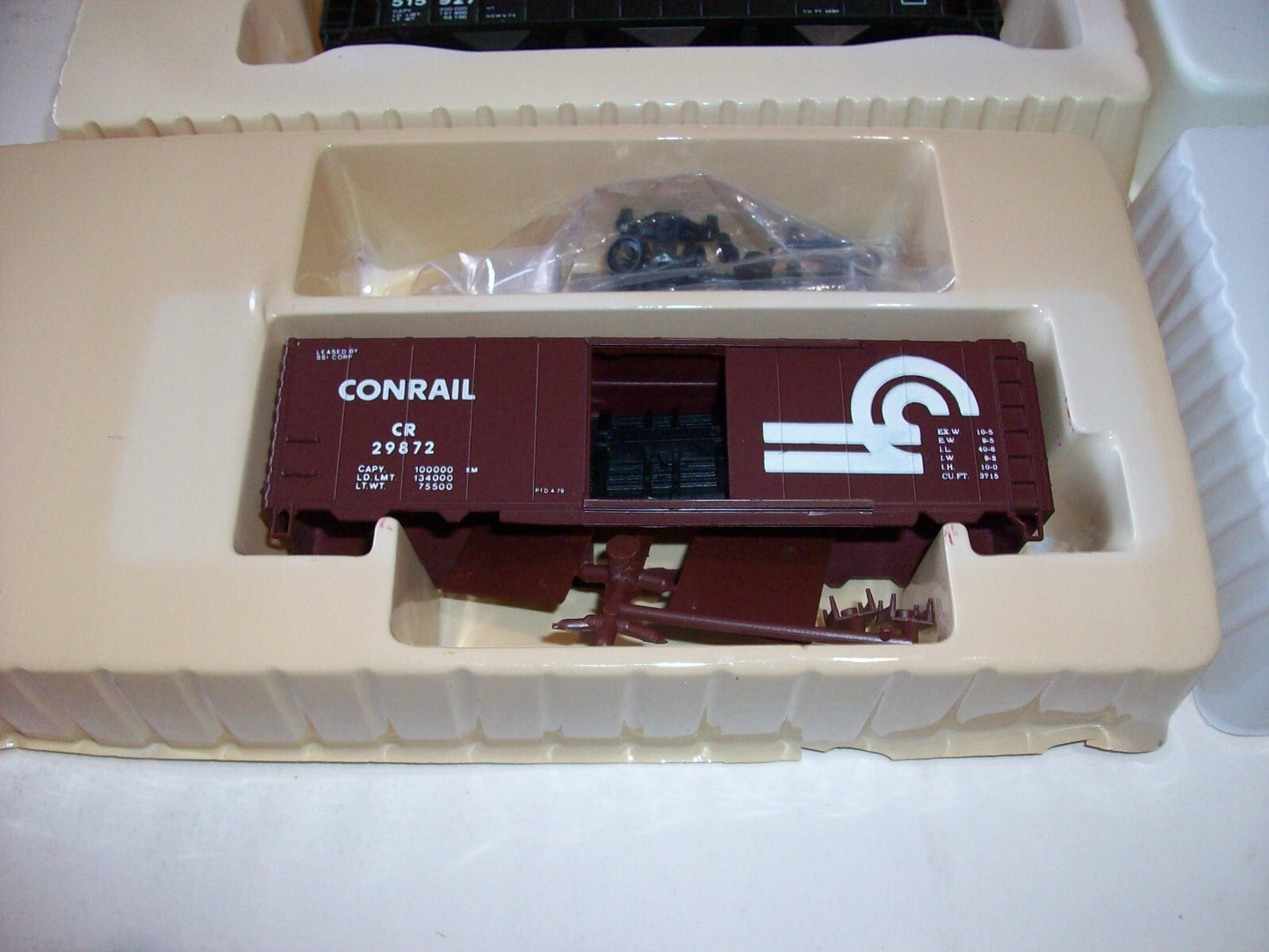 HO Scale  Con-Cor (6) Assorted Freight Cars Kits Lot#4115