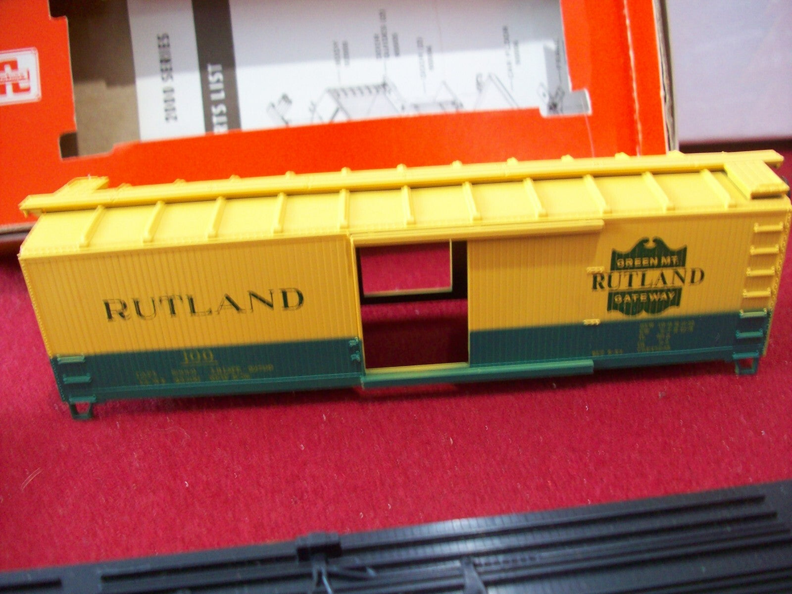 Ho Scale  Train-Miniature 8051 Box Car "Rutland". Kit Car Lot#0391