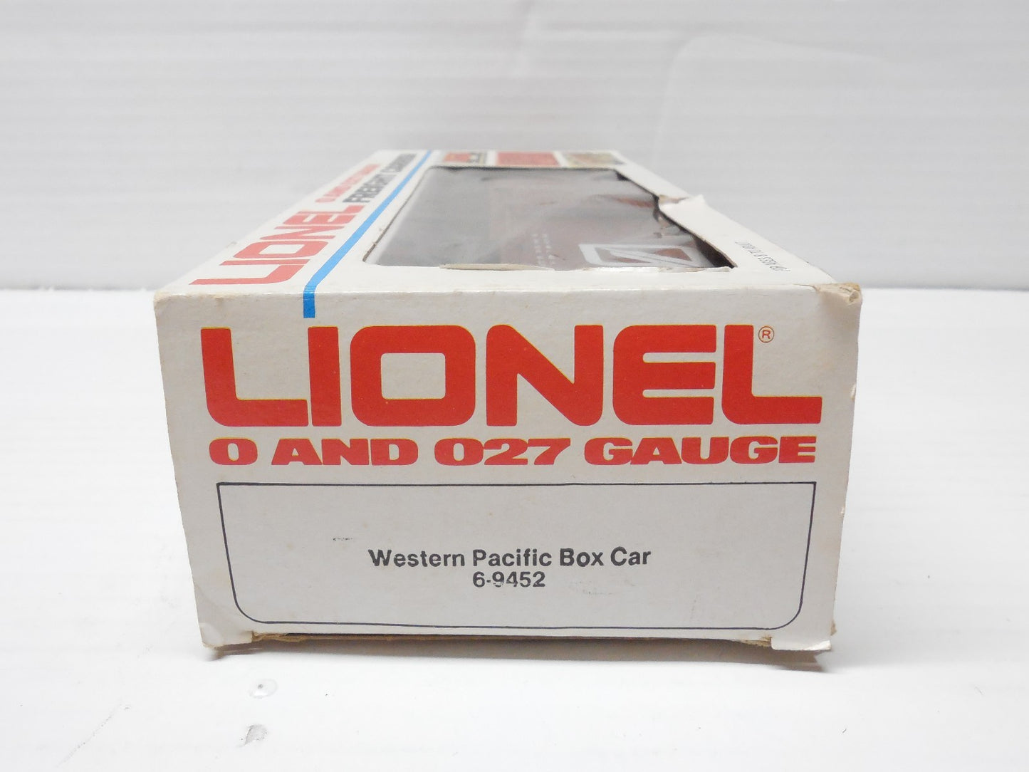  O SCALE  Lionel 6-9452  Wester Pacific Box Car
