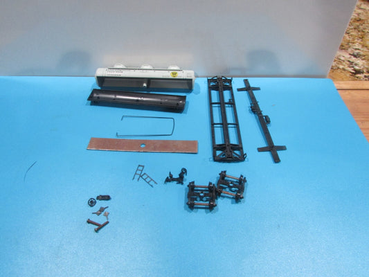 HO Scale Con-Cor Ethyl Corporation Tank Car Lot#1748