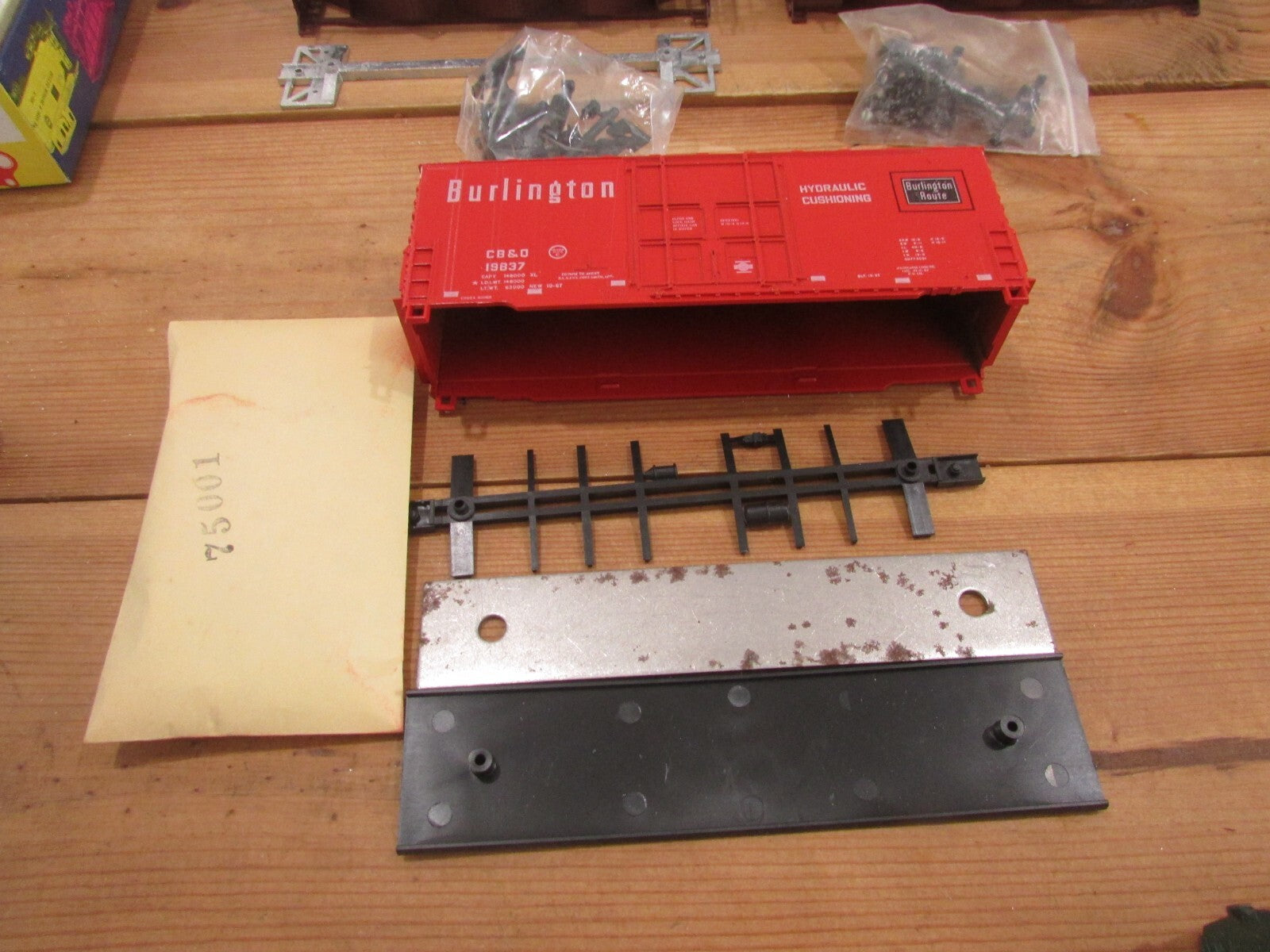 HO Scale Roundhouse & Athearn (6) Assorted Car Kits Lot#1901