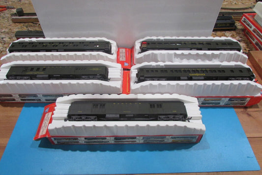 HO Scale IHC (5)Santa Fe Assorted Passenger Cars Lot#2728