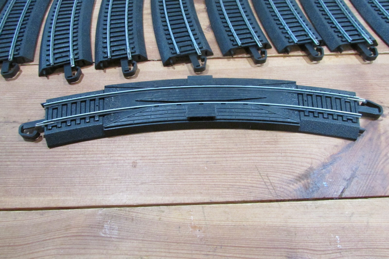 HO Scale Bachmann E-Z Track 10pcs Black Ties 18" R 30 Curves Tracks Lot#3634