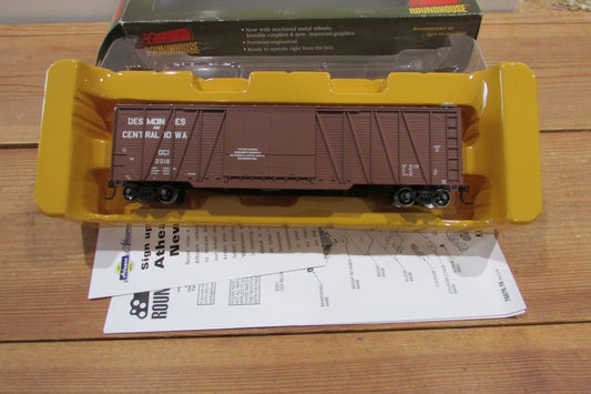 HO Scale Roundhouse 84427 50' Single Sheath Auto Boxcar RH4627