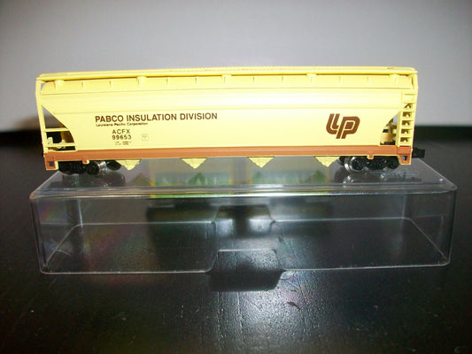 N Scale Model Power 9999 Freight Car Pabco Insulation Division
