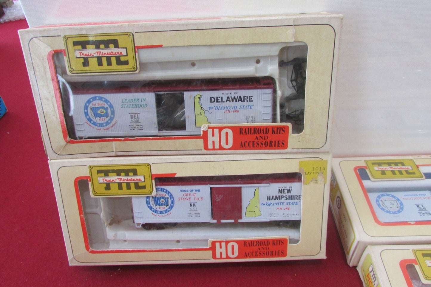 HO Scale (9) Assorted Train-Miniature Commemorative Cars Lot#0389