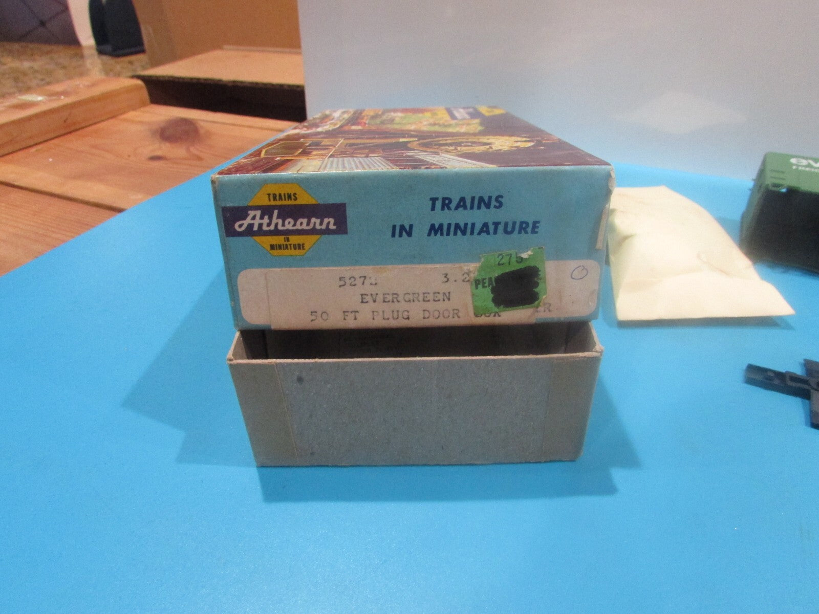 HO Scale Athearn 5272 50ft Plug Door EVERGREEN Car Kit