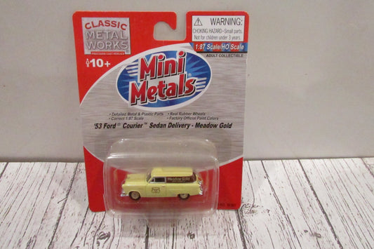 Ho Scale Classic Metal Works 30307 '54Ford Courier Sedan Delivery-Meadow Gold