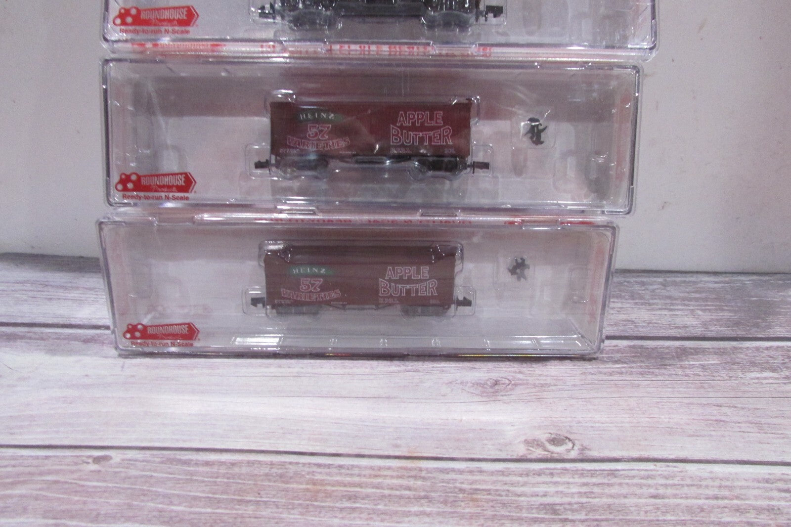 N Scale RoundHouse (4) Assorted 36' Time Reefer Heinz   Lot#3021