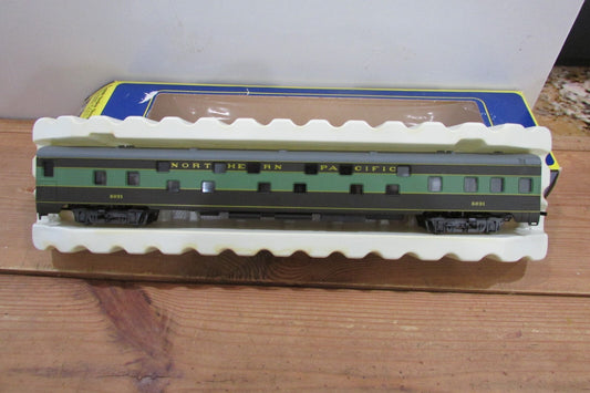 HO Scale Rivarossi 1930 Duplex Sleeper Northern Pacific Lot#3986