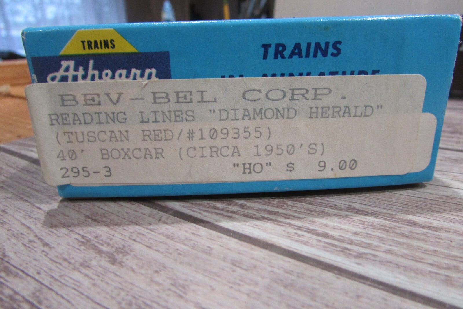 HO Scale Bev-Bel/Athearn 295-3 Reading Lines" Diamond Herald" Car Kit