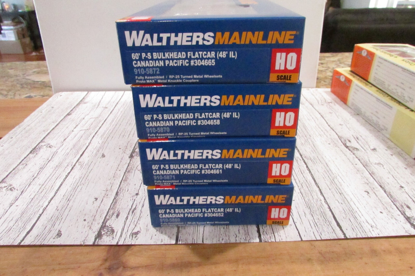 HO Scale Walthers (4) P-Standard 60' Bulkhead Flatcar Canadian Pacific Lot#3336