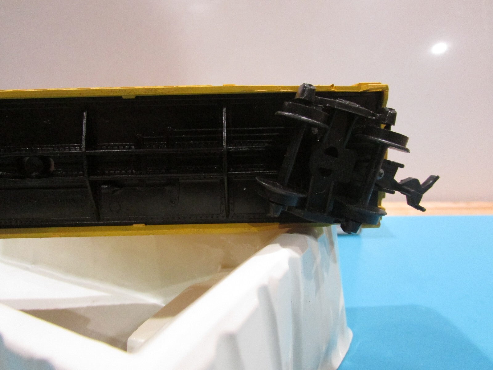 Ho Scale Bachmann Single Door Milwaukee Road Box Car #56500 Lot#1355