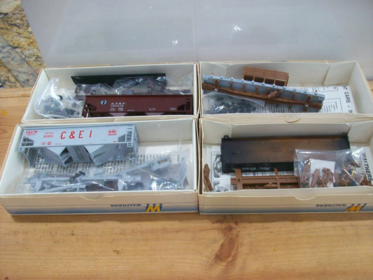 HO Scale Walthers Four Assorted Freight Cars Kits Lot#4075