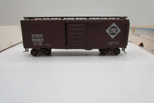 HO Scale Walthers 932-3708 40' PS1 Box Car ERIE WAL4870