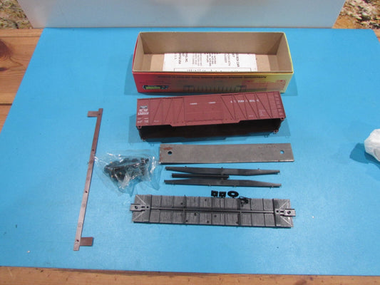 Ho Scale Roundhouse 02138 50' DBL Steel Door Auto-End St Luis-SF RH4276