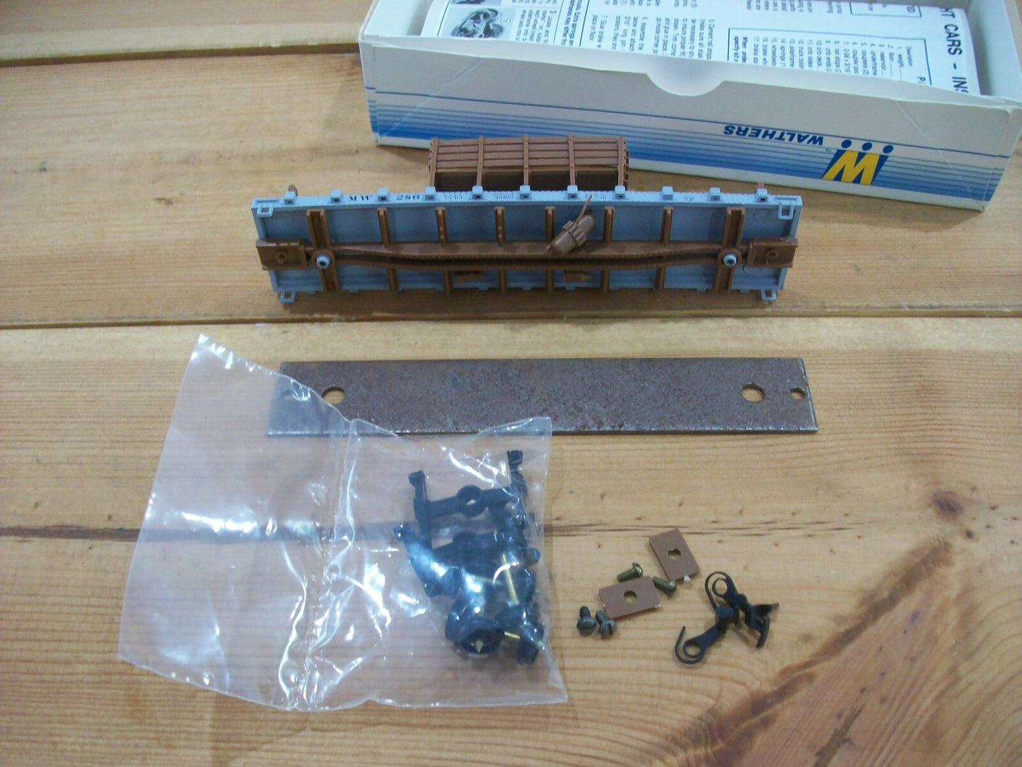 HO Scale Walthers Four Assorted Freight Cars Kits Lot#4075