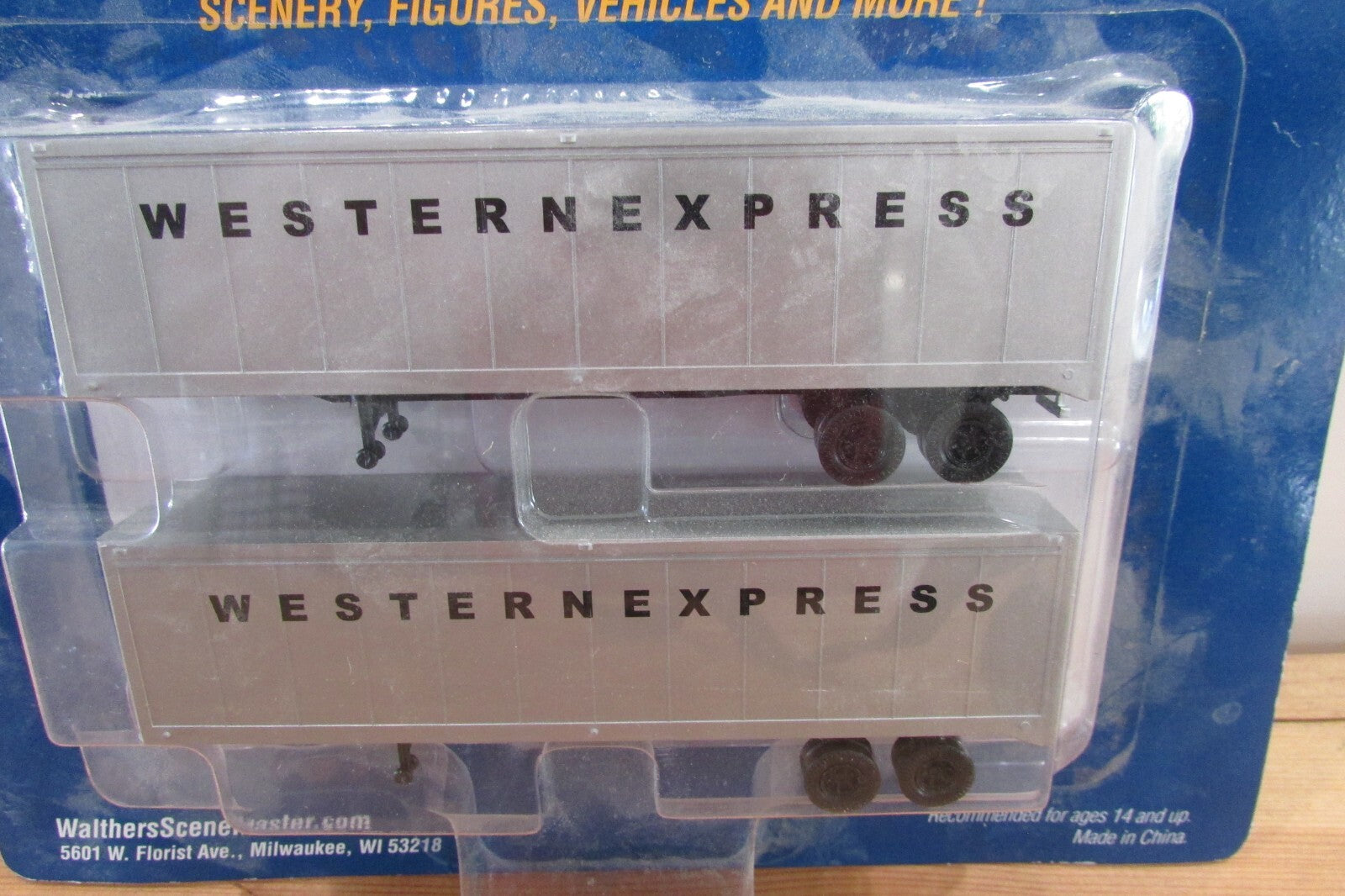 HO Scale Walthers 949-2306  40ft Trailer  (2pack) Western Express Lot#0020